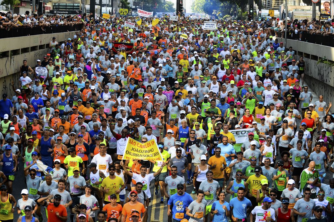 Rovena Rosa/Agência Brasil São Paulo - 92ª Corrida Internacional de São Silvestre, na Avenida Paulista, região central.(Rovena Rosa/Agência Brasil)