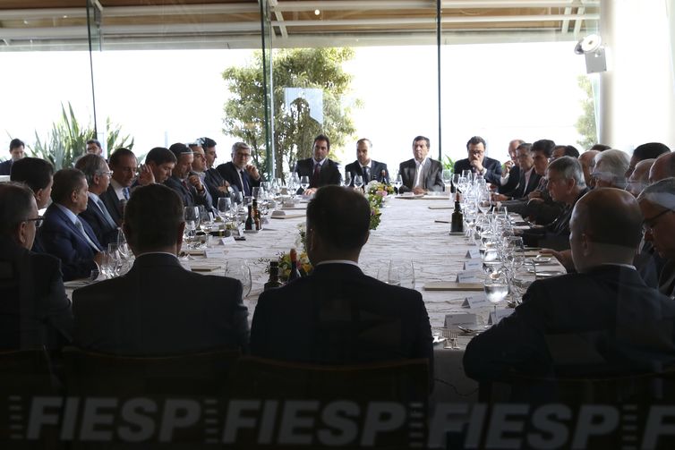 O ministro da Economia, Paulo Guedes, participa de almoço com empresários na Fiesp.