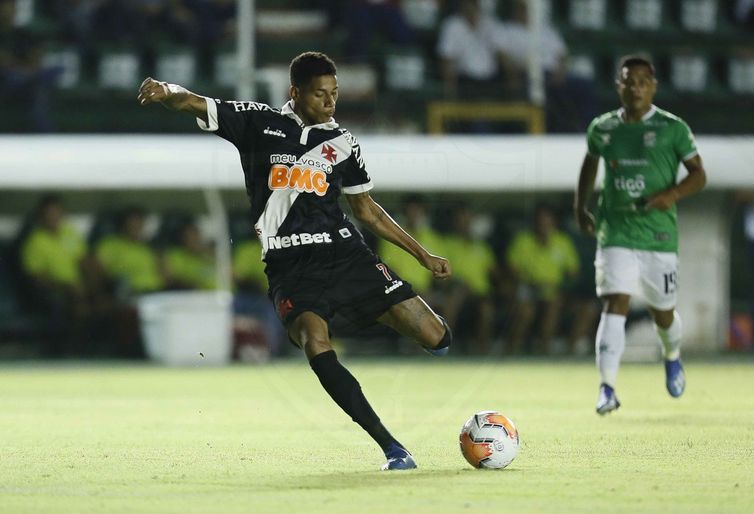 Marrony, do Vasco da Gama, enfrenta Oriente Petrolero pela Copa Sul-Americana Marrony, do Vasco da Gama, enfrenta Oriente Petrolero pela Copa Sul-Americana