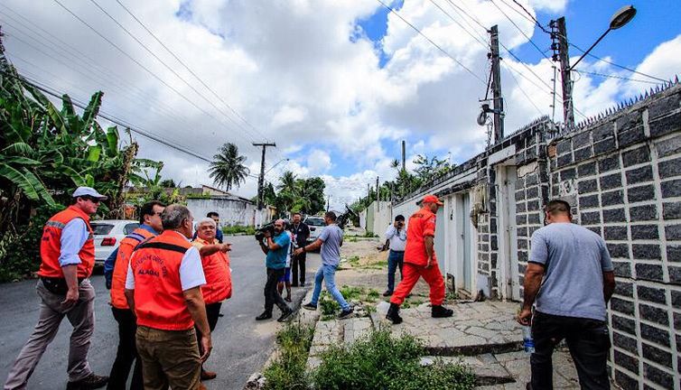 Divulgação Ministério do Desenvolvimento Regional A Sedec monitora de perto as rachaduras no solo dos bairros Pinheiro, Mutang