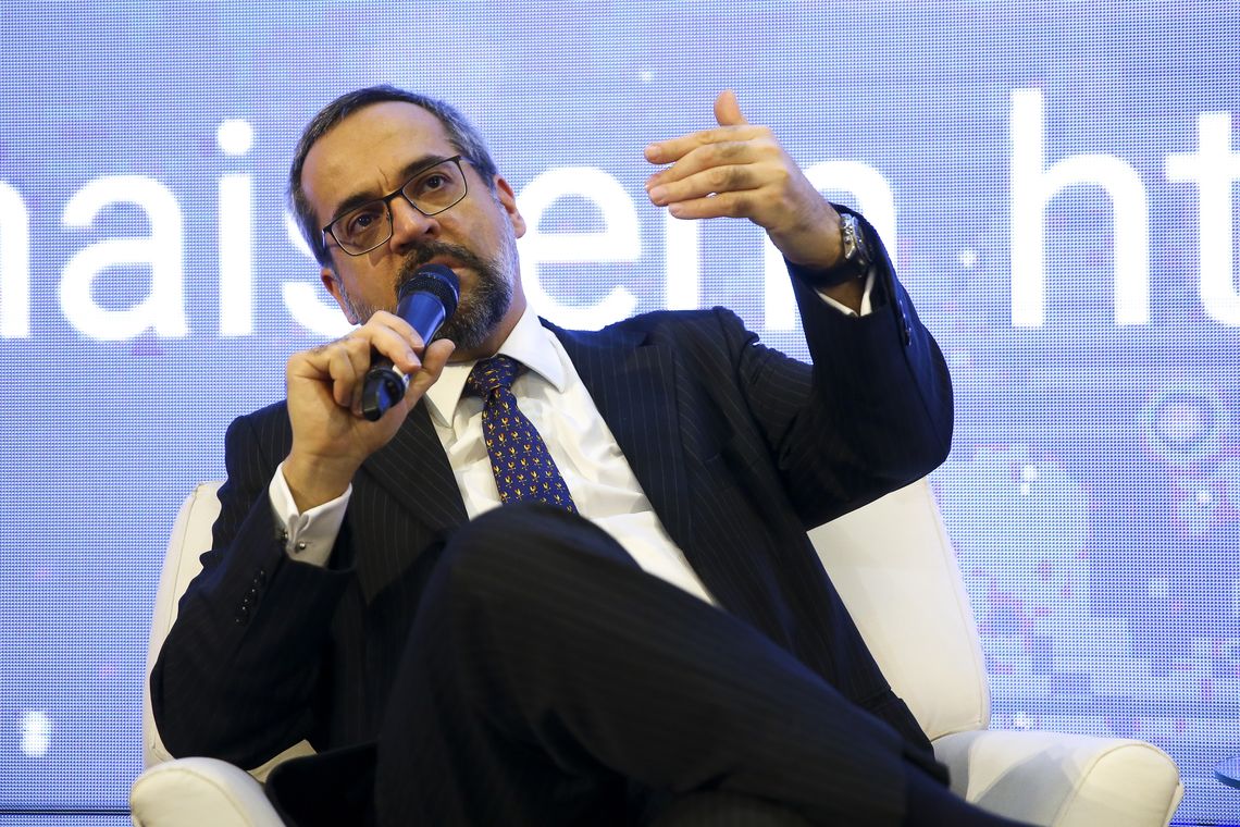 Marcelo Camargo/Agência Brasil O ministro da Educação, Abraham Weintraub, durante lançamento do Programa Novos Caminhos.