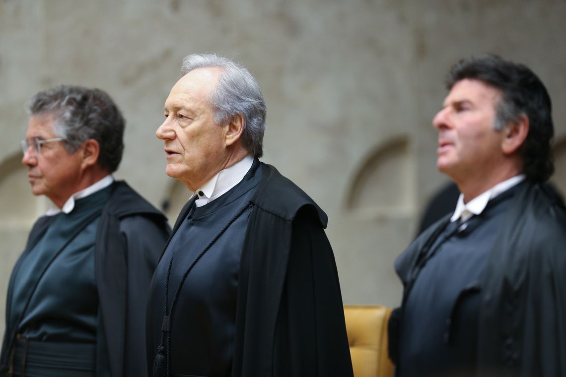 Fabio Rodrigues Pozzebom/Agência Brasil Os ministros do STF Marco Aurélio, Ricardo Lewandowski e Luiz Fux durante solenidade de posse do novo presidente do Supremo Tribunal Federal (STF), ministro Dias Toffoli.