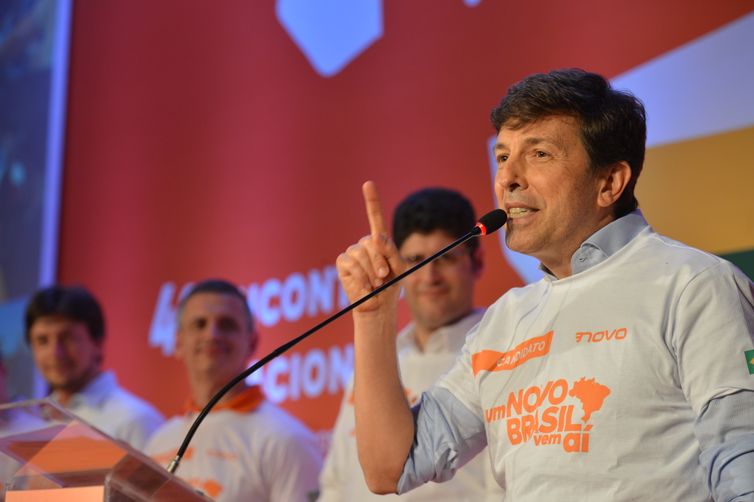 Partido Novo confirma JoÃ£o AmoÃªdo como candidato a presidente