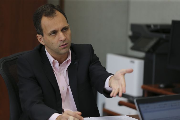 O Secretário de Gestão no Ministério da Economia, Cristiano Rocha Heckert, fala à Agência Brasil
