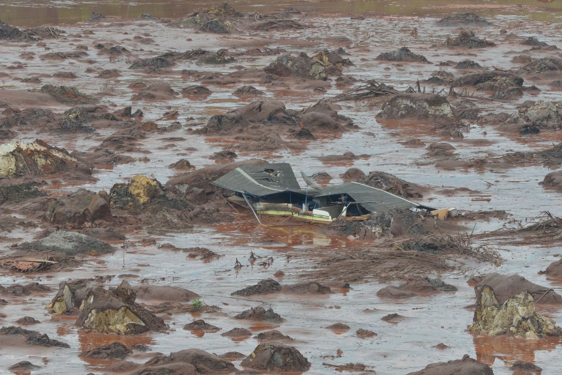 Antonio Cruz/ Agência Brasil Mariana (MG) - Área afetada pelo rompimento de barragem no distrito de Bento Rodrigues, zona rural de Mariana, em Minas Gerais (Antonio Cruz/Agência Brasil)