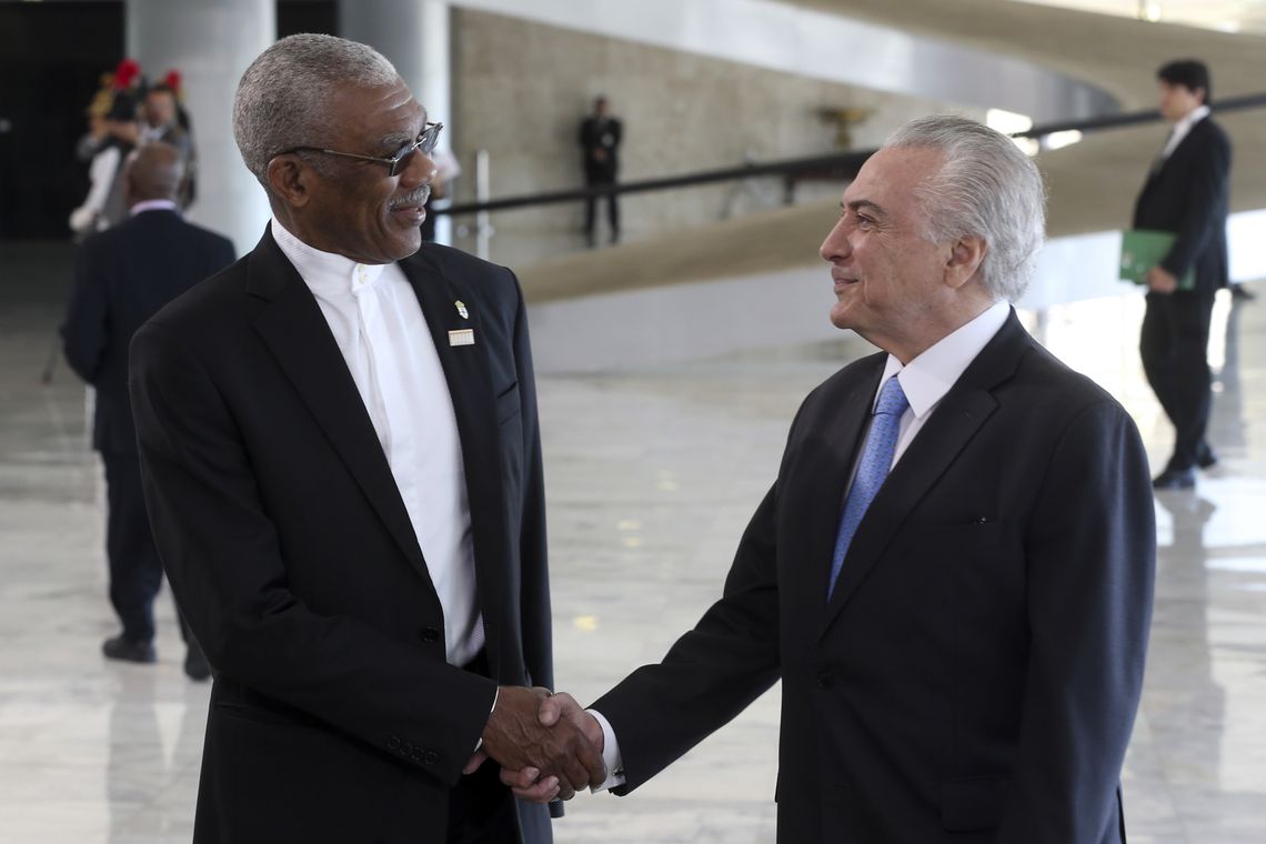 BrasÃlia - O presidente Michel Temer recebe o presidente da Guiana, David Arthur Granger, em cerimônia oficial no Palácio do Planalto (Antonio Cruz/Agência Brasil)