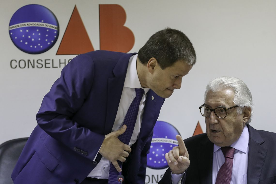 Fabio Rodrigues Pozzebom/Agência Brasil O presidente da OAB, Cláudio Lamachia, e o presidente do Sebrae, Guilherme Afif Domingos, falam sobre o mandado de segurança que o Sebrae entrou no STF contra a medida provisória que criou a Agência Brasileira de Museus (Abram).