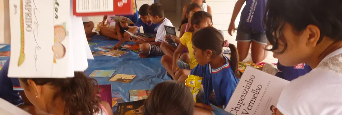 Crianças Leitura Educação Crianças Leitura Educação