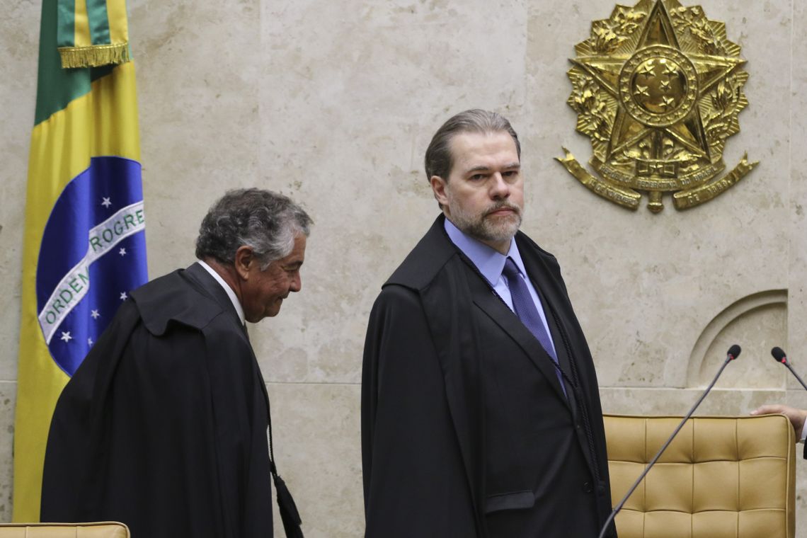 Fabio Rodrigues Pozzebom/Agência Brasil Os ministros Marco Aurélio Mello, relator, e o presidente do STF, Dias Toffoli, durante julgamento da validade de prisão em segunda instância