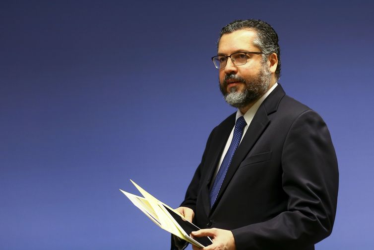 O ministro das Relações Exteriores, Ernesto Araújo, durante entrevista coletiva para apresentar detalhes do acordo Mercosul-União Europeia.