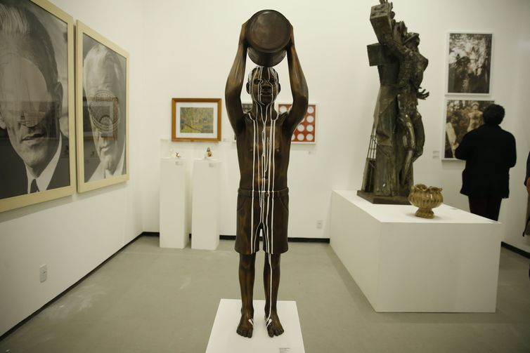  Exposição Queermuseu: Cartografias da Diferença na Arte Brasileira, no Parque Lage, no Rio. 