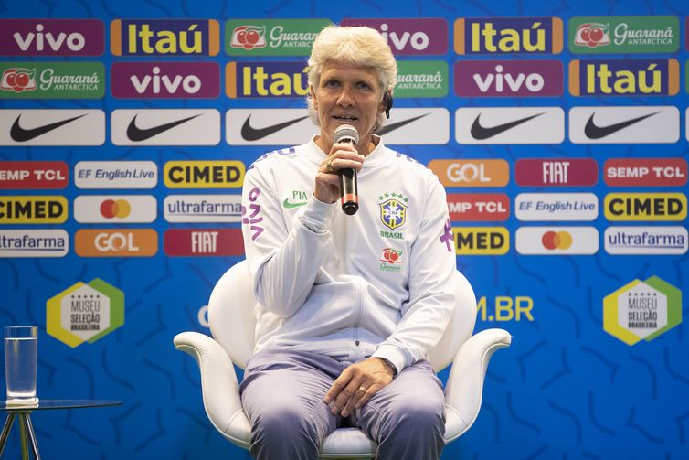 Sueca Pia Sundhage Ã© apresentada como nova tÃ©cnica da seleÃ§Ã£o feminina brasileira de futebol