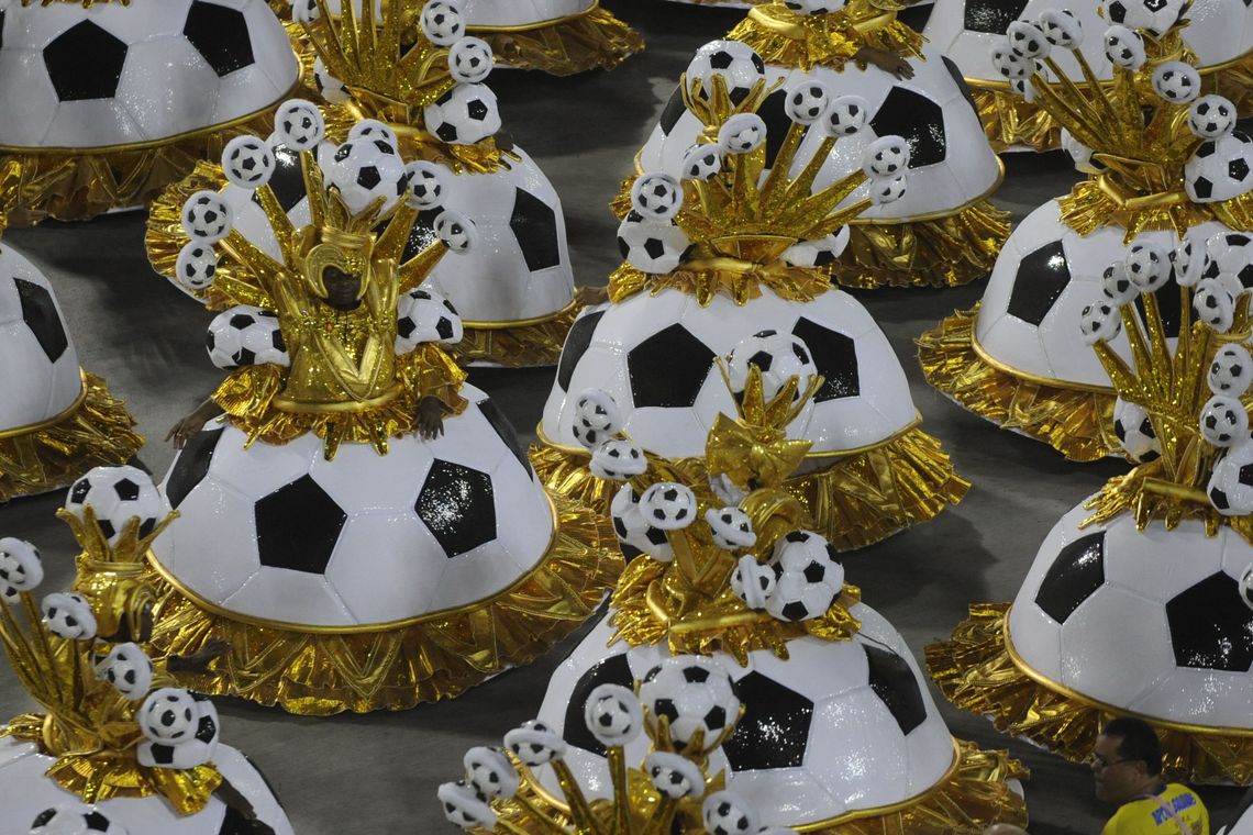 Tania Rego Rio de Janeiro - Escolas de samba do Grupo Especial se apresentam no Sambódromo da Marquês de Sapucaí, no segundo dia de desfiles (Fernando Frazão/Agência Brasil)