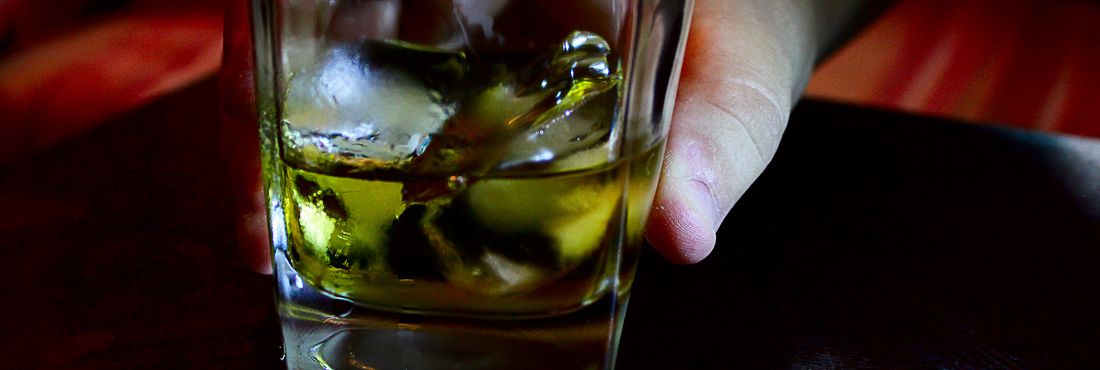 Consumo de álcool Consumo de álcool