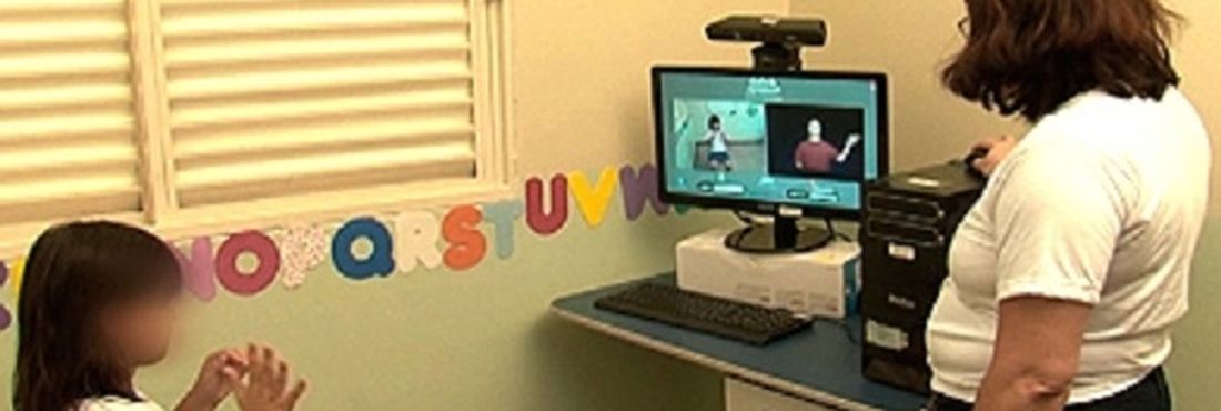 UnB lança software para auxiliar ensino de autistas O software Aproximar será lançado nesta quarta-feira (9), às 14h30, no auditório da Reitoria da Universidade de Brasília (Unb). O programa de apoio educacional promove o ensino de gestos sociais a autistas, como o aceno e o positivo.