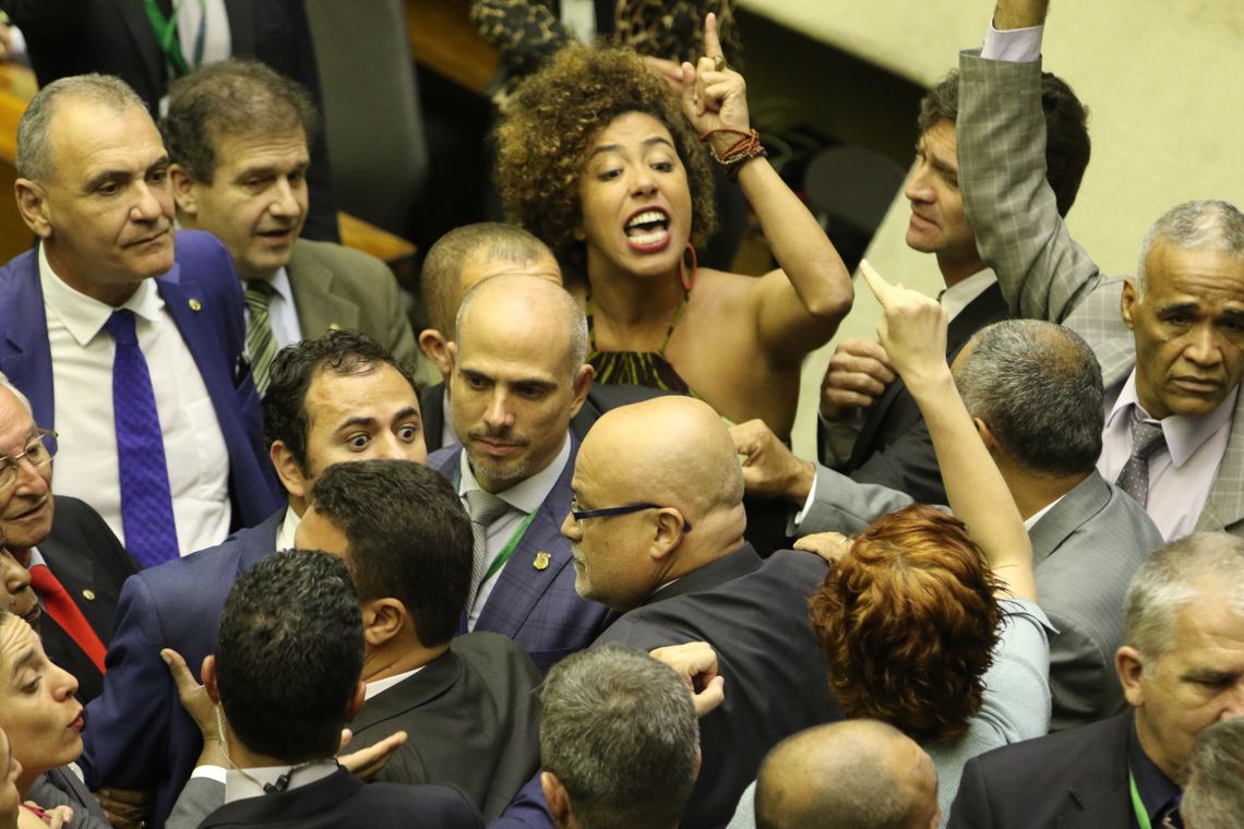 Fabio Rodrigues Pozzebom/Agência Brasil O plenario da Câmara dos Deputados, ouve o ministro da Educação, Abraham Weintraub, para detalhar como será feito o bloqueio de verbas de universidades públicas e institutos federais.