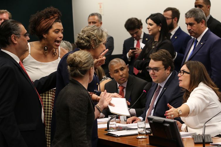 Reunião da Comissão de Constituição e Justiça (CCJ) da Câmara dos Deputados destinada a votar o parecer da reforma da Previdência.