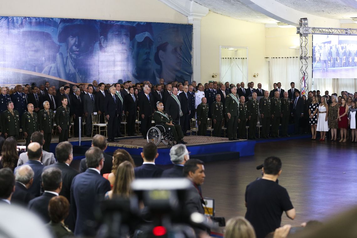 Valter Campanato/Agência Brasil O Presidente Jair Bolsonaro participa da solenidade de passagem de Comando do Exército do general Eduardo Dias da Costa Villas Bôas ao general Edson Leal Pujol.