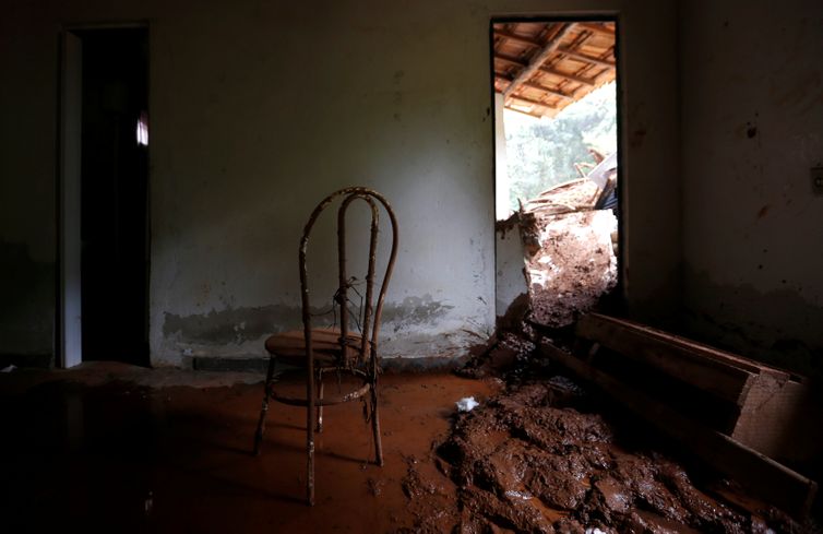 Casa destruÃda após o rompimento de barragem de rejeitos de minério de ferro de propriedade da mineradora Vale, em Brumadinho (MG).