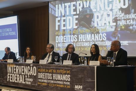 O Ministério Público Federal, discute a proteção dos direitos humanos e atividade  policial durante a Intervenção Federal na segurança pública do Rio de Janeiro.
 