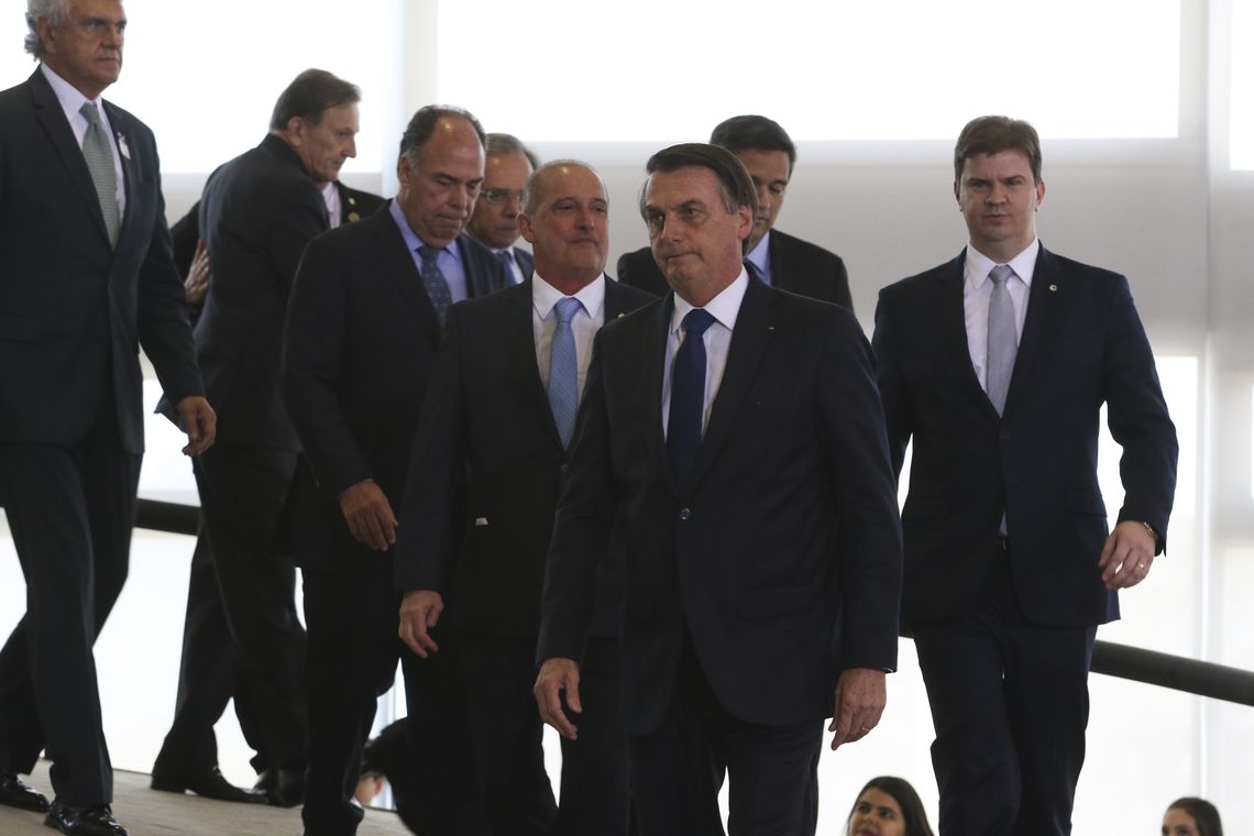 Valter Campanato/Agência Brasil O presidente Jair Bolsonaro participa de cerimônia da assinatura do decreto da Política Nacional de Desenvolvimento Regional e da entrega Oficial dos Planos Regionais da Amazônia, do Nordeste e do Centro-Oeste, no Palácio do Planalto.