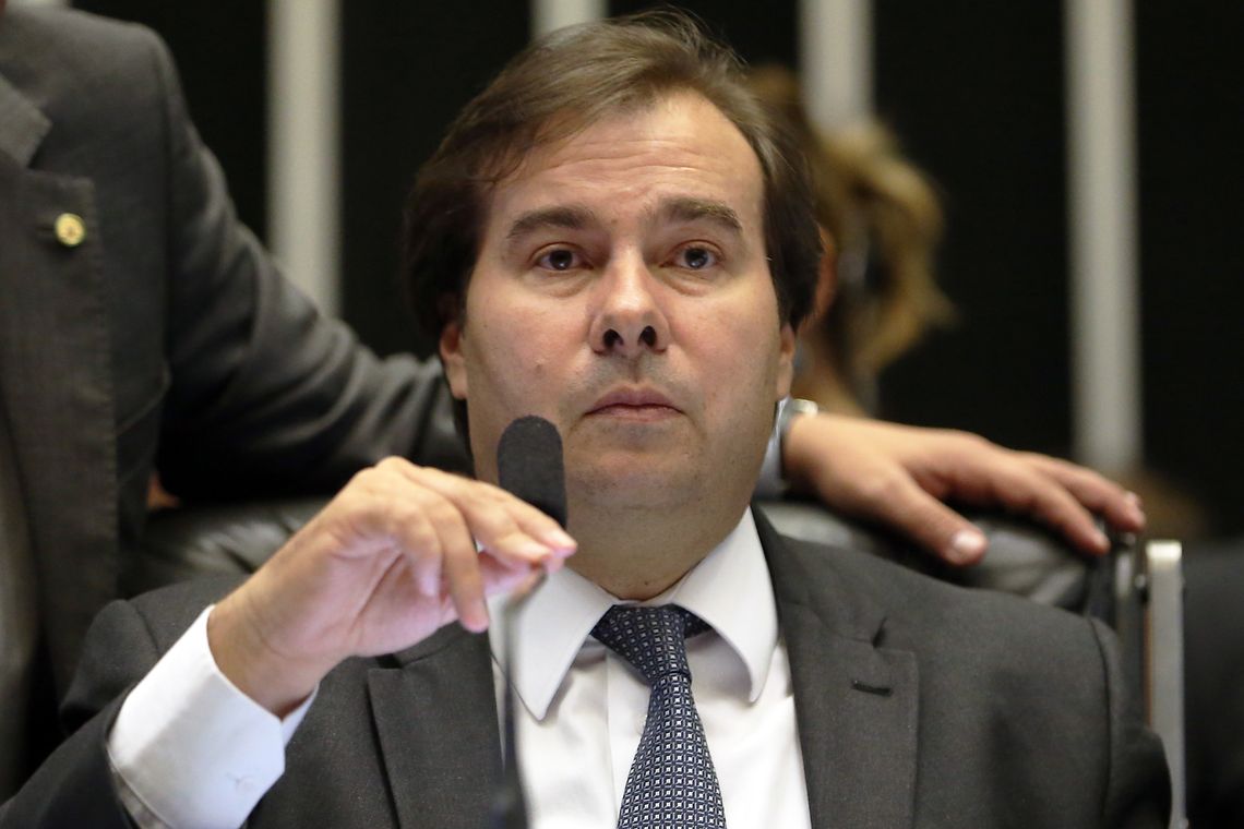Antonio Cruz/ Agência Brasil Brasília - Presidente da Câmara dos Deputados, Rodrigo Maia, durante sessão para votação da reforma. Deputados da oposição tentam adiar a votação em plenário do projeto (Antonio Cruz/Agência Brasil)