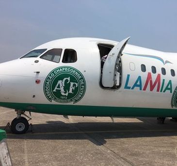 Divulgação/ Cleberson Silva/ Chapecoense Avião da empresa boliviana Lamia, fretado pela Chapecoense para transportar sua equipe