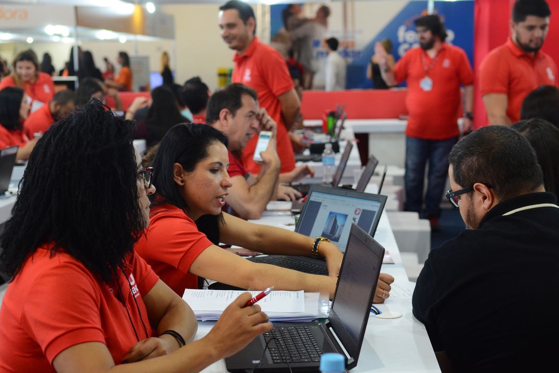 São Paulo - Feirão da Caixa Econômica Federal oferece mais 202 mil imóveis novos e usados em 11 cidades brasileiras (Rovena Rosa/Agência Brasil)