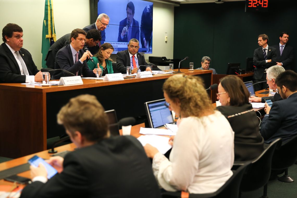 O ministro do Meio Ambiente, Ricardo Salles, participa de audiência pública, sobre o vazamento de petróleo em praias do Nordeste