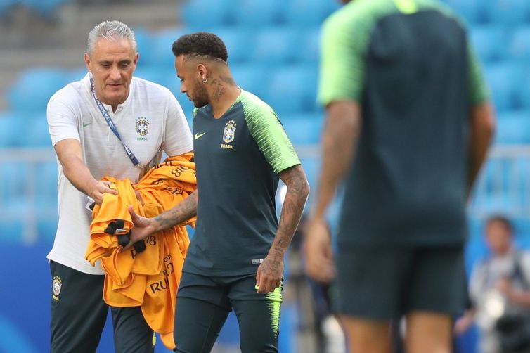 Tite elogiou a participação de Neymar contra a Sérvia. Segundo treinador, o atacante fez tudo o que foi pedido taticamente