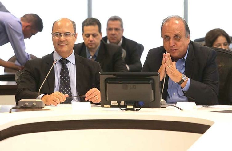 Reunião de transição Pezão e Witzel com equipes.