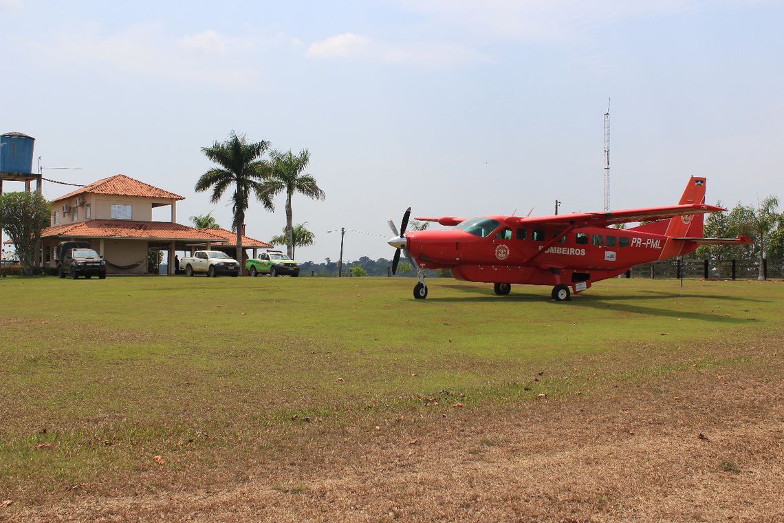 Op VERDE BRASIL/17 Operação de Garantia da Lei e da Ordem Verde Brasil sob a Coordenação da 17ª Brigada de Infantaria de Selva e com a participação de Órgãos Estaduais e Federais, para combate a incêndios em vegetação e repressão a delitos ambientais
