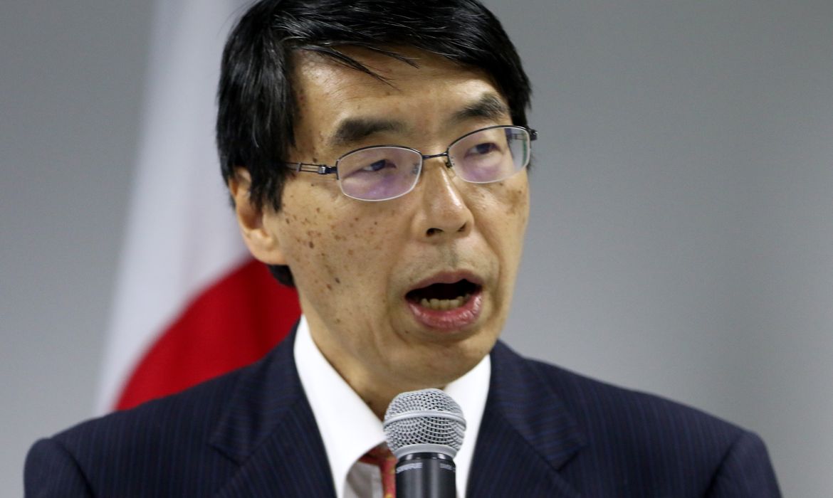 Embaixador do Japão no Brasil, Akira Yamada, durante assinatura de acordo de cooperação com quatro agências do Sistema ONU no Brasil para ações de proteção e assistência aos refugiados e migrantes venezuelanos que chegam no país.