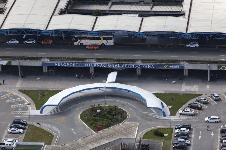 Curitiba - Aeroporto Afonso Pena (Divulgação/Portal da Copa) 