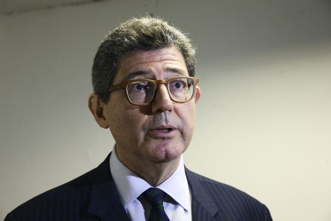 O presidente do BNDES, Joaquim Levy, participa do lançamento da Câmara Brasileira da Indústria 4.0. O objetivo é integrar as polÃticas públicas do governo federal de fomento à indústria 4.0, manufatura avançada e internet das coisas.