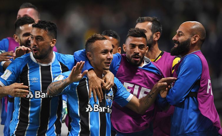 O Grêmio conquista uma vaga na final do Mundial de Clubes da Fifa, ao derrotar o time mexicano Pachuca por 1x0 na prorrogação (EFE/Direitos Reservados) 