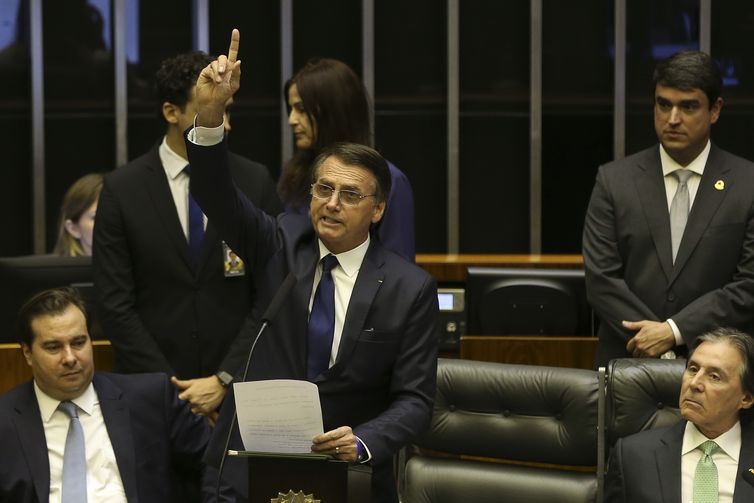 José Cruz/Agência Brasil Jair Bolsonaro toma posse como presidente da República em cerimônia no Congresso Nacional.
