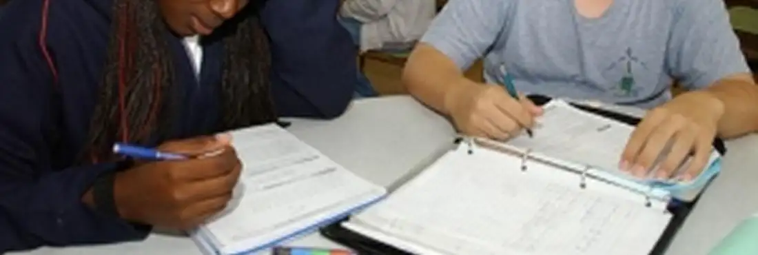 Estudantes fazem última revisão para o Enem Estudantes fazem última revisão para o Enem