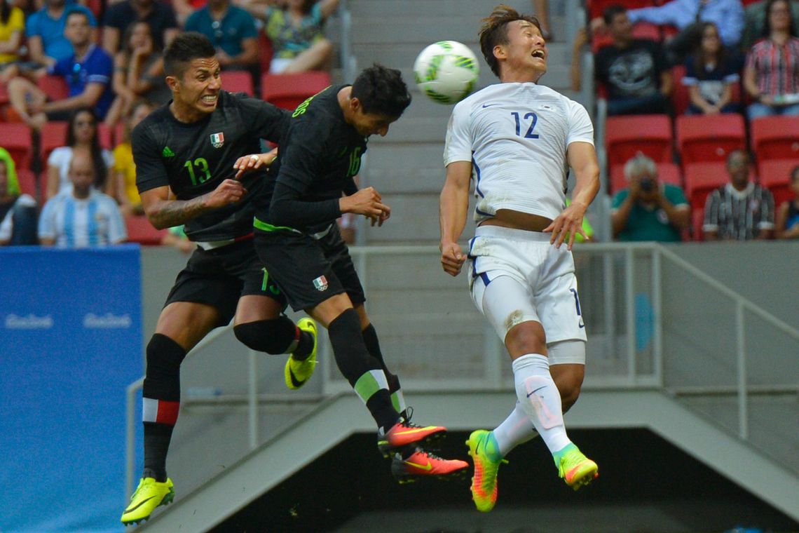 Gustavo Gomes/Agência Brasil Brasília - Equipes masculinas de futebol olímpico da Coreia do Sul e México jogam no Estádio Mané Garrincha (Gustavo Gomes/Agência Brasil)