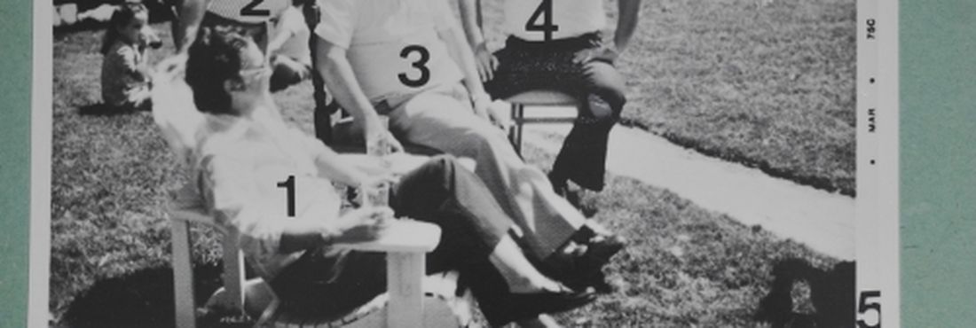 Registro do aniversário de Jango no exílio Imagens inéditas do aniversário de 55 anos do ex-presidente João Goular no exílio. As fotos foram tiradas por um agente infiltrado. Os números são anotações dos militares.