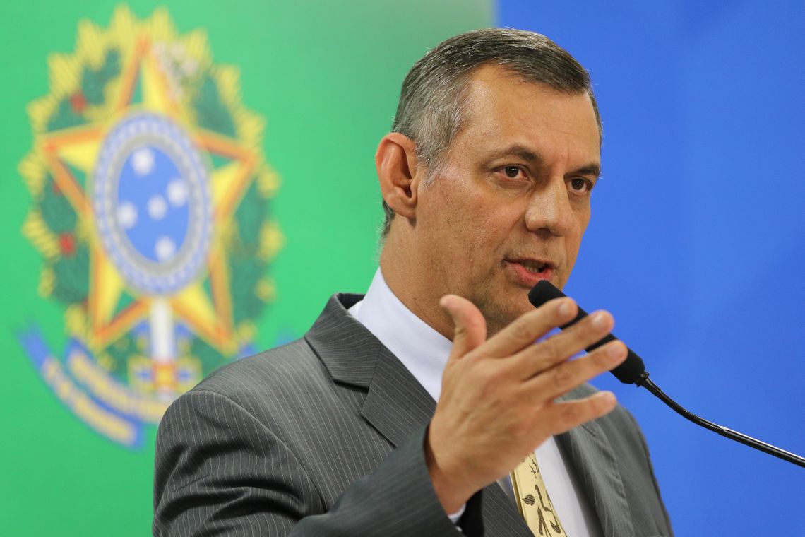O porta-voz da Presidencia da Republica, Otavio do Rego Barros, fala a imprensa, no Palacio do Planalto.
