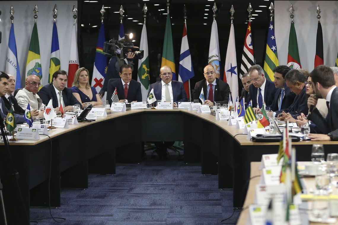 José Cruz/Agência Brasil Os governadores, de São Paulo, João Doria, do Distrito Federal, Ibanez Rocha e do Rio de Janeiro, Wilson Witzel, participam da 5ª Reunião do Fórum de Governadores.