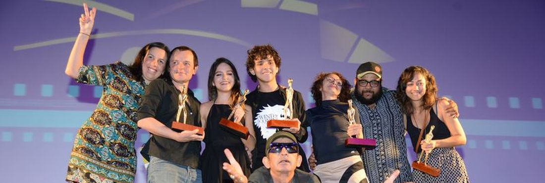 Big Jato, de Cláudio Assis, na cerimônia de premiação do 48º Festival de Brasília do Cinema Brasileiro