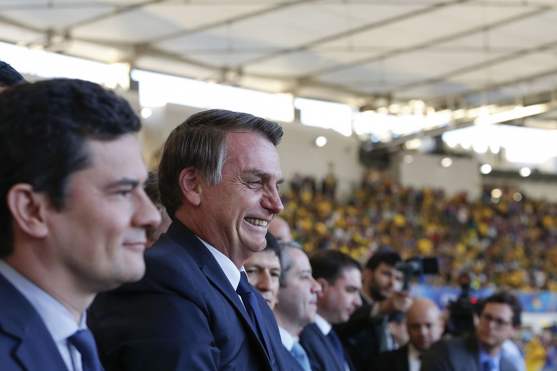 Carolina Antunes/PR Presidente da República, Jair Bolsonaro e o ministro da Justiça, Sergio Moro durante a final da Copa América 2019, entre as seleções do Brasil e Peru.