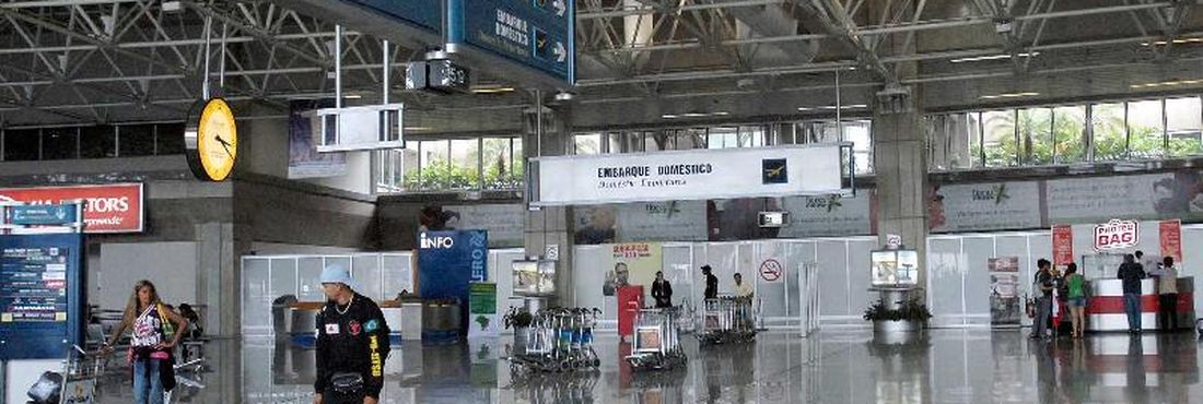 Rio de Janeiro - Aeroporto Internacional Antonio Carlos Jobim/Galeão Rio de Janeiro - Aeroporto Internacional Antonio Carlos Jobim/Galeão