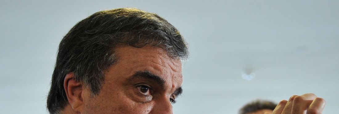 Ministro da Justiça, José Eduardo Cardozo O ministro da Justiça, José Eduardo Cardozo, fala sobre encontro do presidente da OAB com a presidenta Dilma Rousseff, no Palácio do Planalto