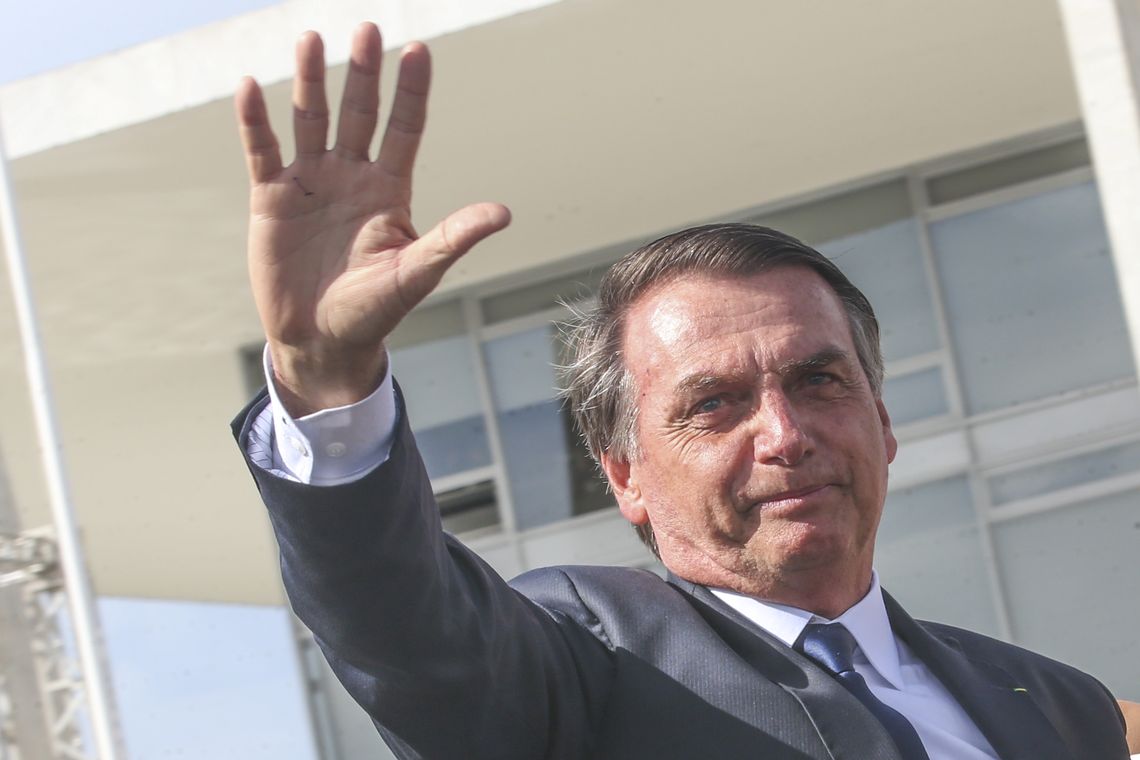 O presidente Jair Bolsonaro chega ao PalÃ¡cio do Planalto para cerimÃ´nia de transmissÃ£o da Faixa Presidencial.