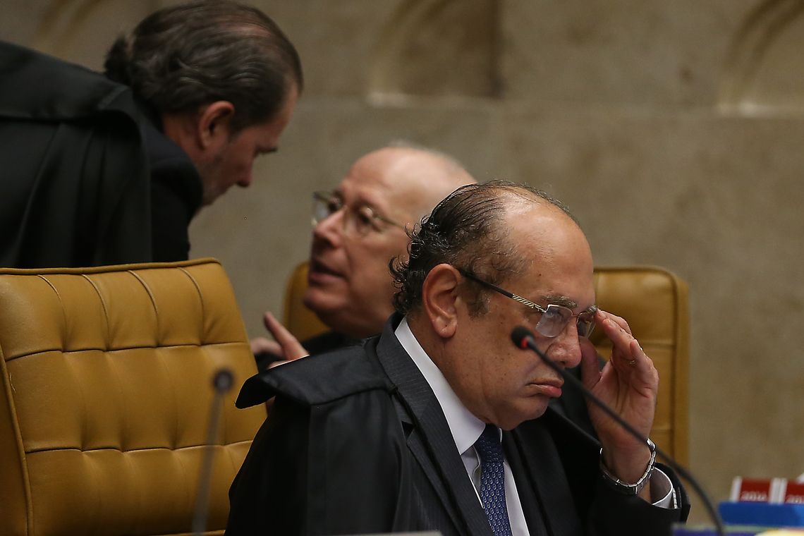 José Cruz/Agência Brasil Brasília - O ministro do Supremo Tribunal Federal Gilmar Mendes durante julgamento do pedido de habeas corpus do ex-presidente Lula (José Cruz/Agência Brasil)