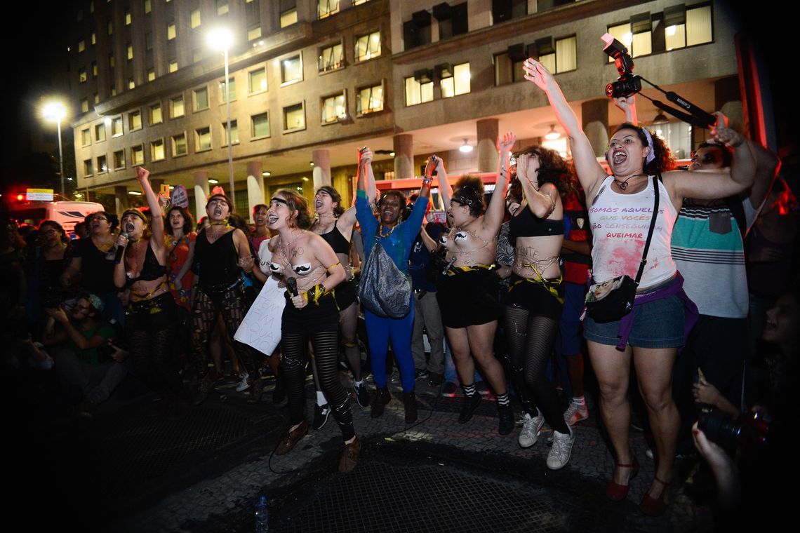 Tomaz Silva/Agência Brasil Rio de Janeiro - Mulheres fazem ato contra cultura do estupro, na Igreja da Candelária, centro da cidade (Tomaz Silva/Agência Brasil)