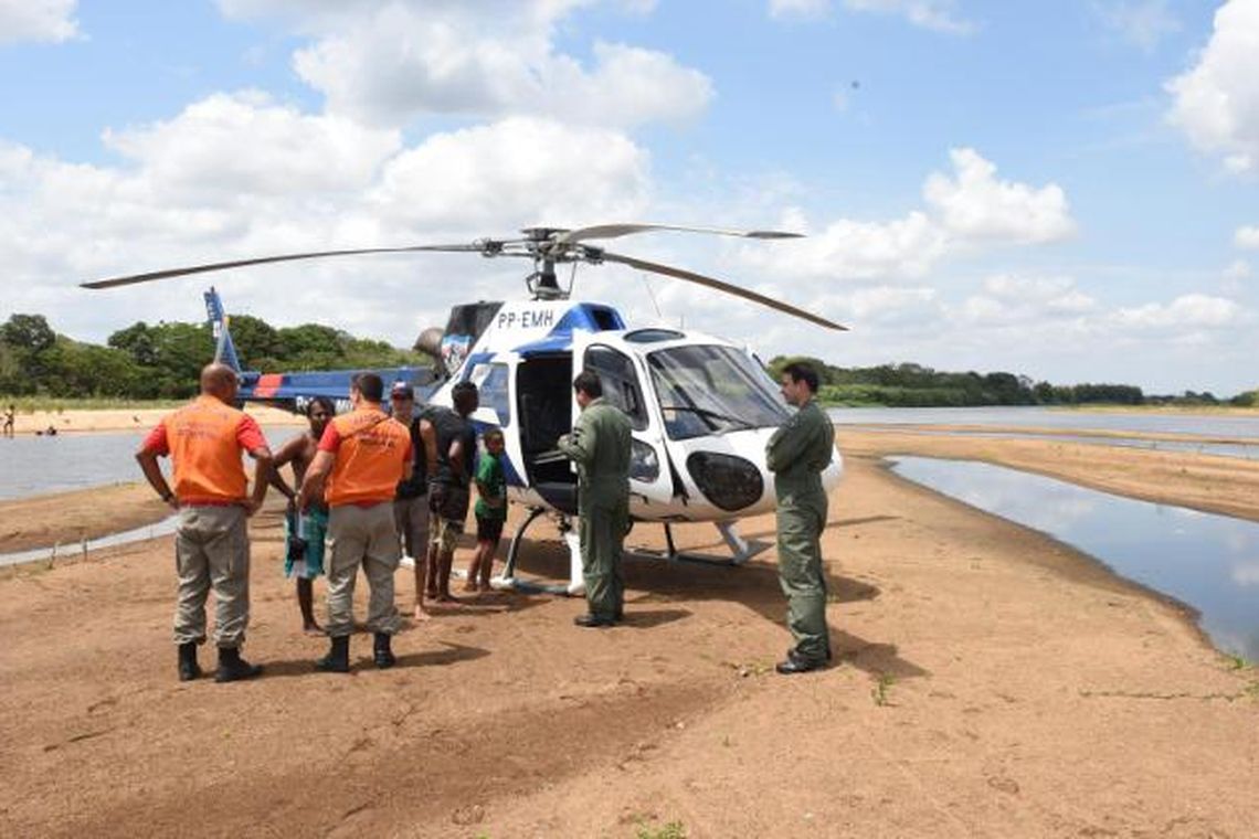 Fred Loureiro - Secom - ES/Divulgação Vitória (ES) - Ribeirinhos do município de Colatina estão sendo notificados sobre os perigos da onda de lama decorrente do rompimento das barragens de rejeitos em Mariana (MG) (Fred Loureiro - Secom - ES/Divulgação)